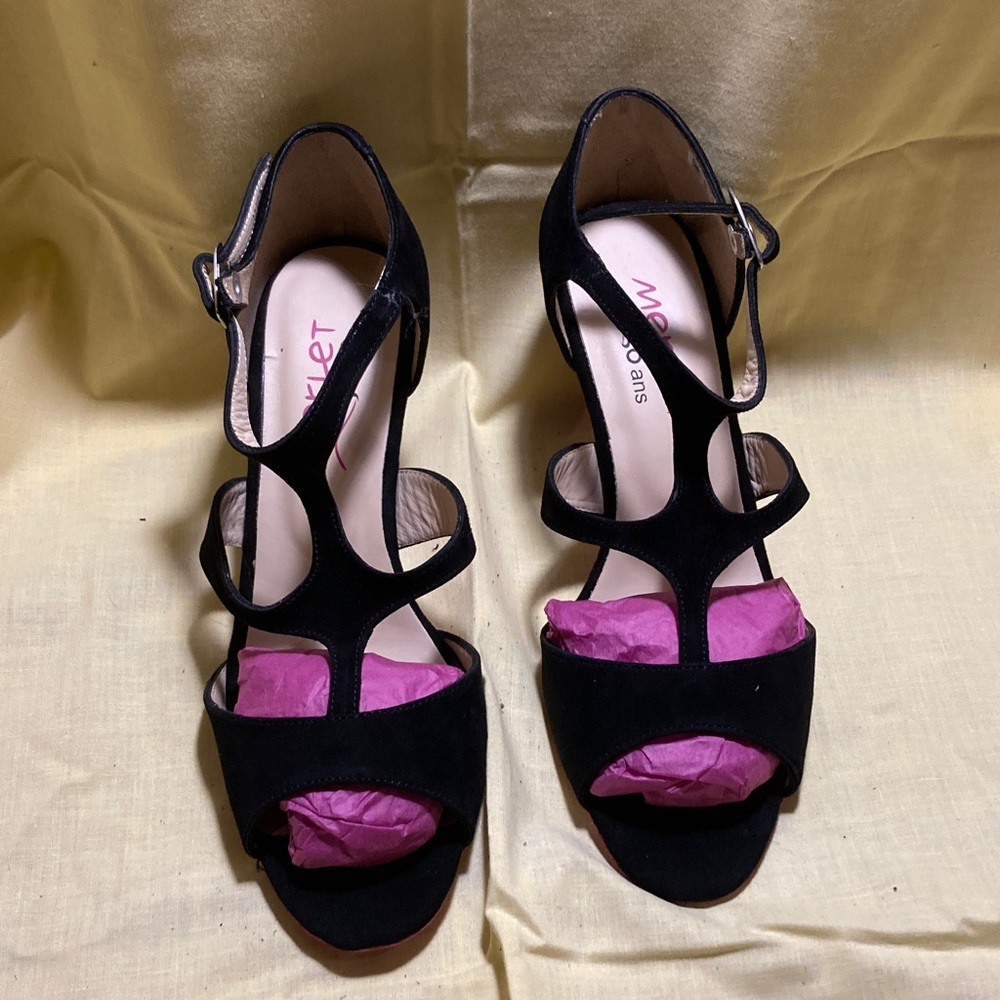 Elegant Black Strappy Heels/Ballroom